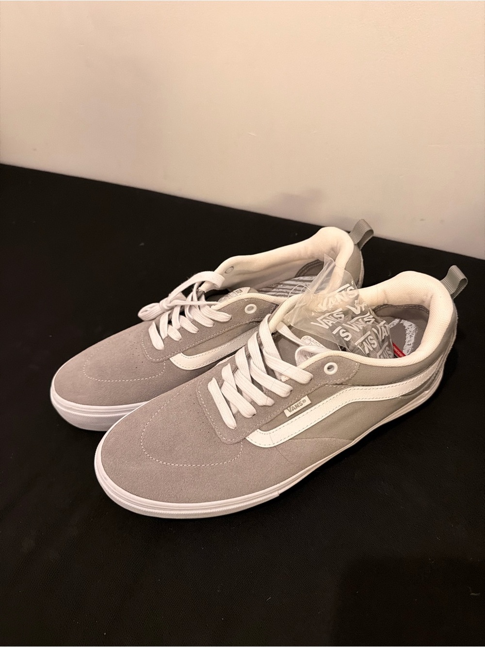 Vans Men’s Light Gray Suede Low-Top Sneakers with White Stripe